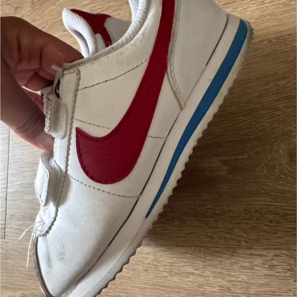 Nike Cortez Kids White  Sneakers with Red Swoosh and Blue Sole